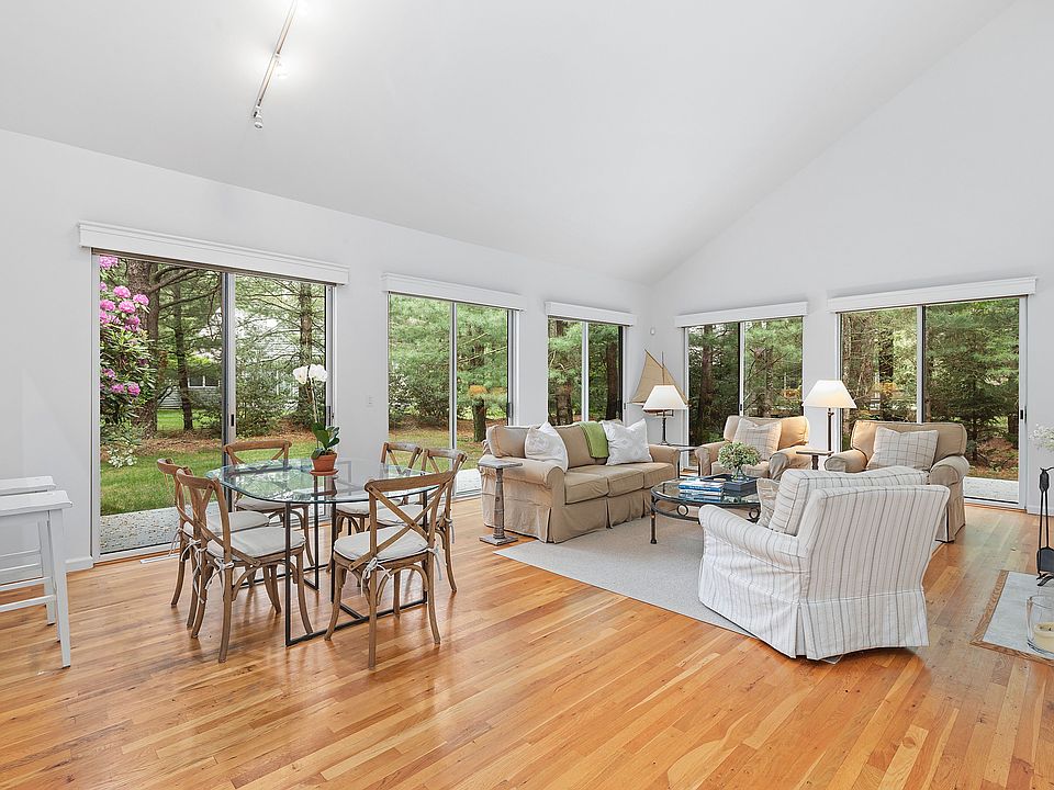 1st image of 63 Huckleberry Ln