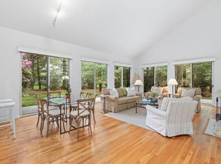 63 Huckleberry Ln, East Hampton, NY 11937