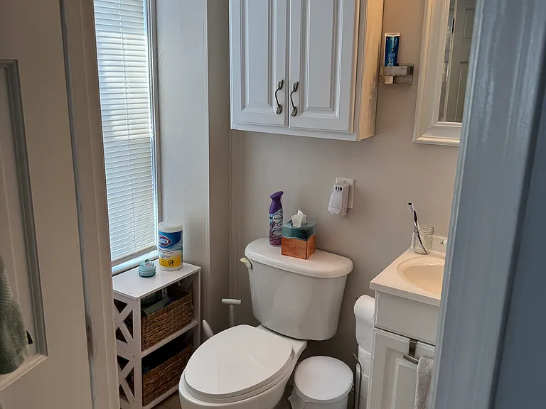 58 Mount Vernon St #1 — Photo 10