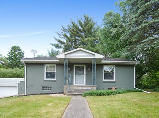 2926 Cheney Ave NE, Grand Rapids, MI 49505