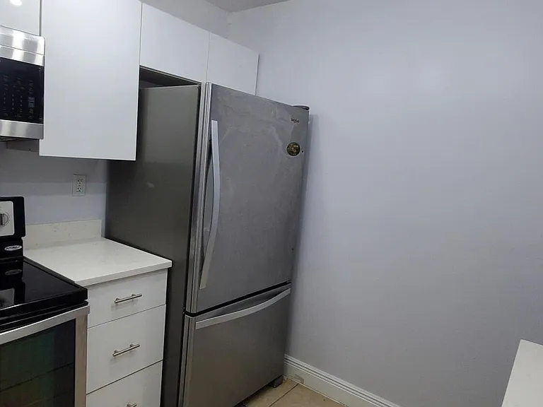 721 N Pine Island Rd #103 — Photo 13
