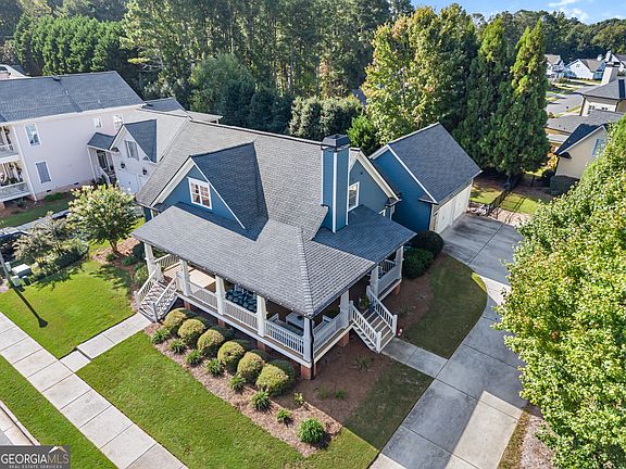 2nd image of 719 Clubside Dr