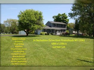 14 Berkshire Dr, East Greenbush, NY 12061