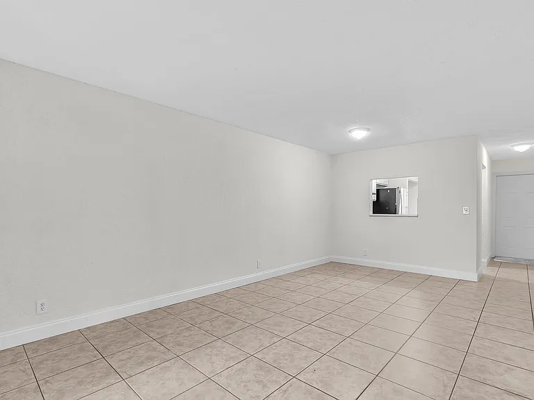 2510 Riverside Dr #2510 — Photo 22