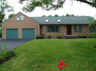 11 Star Ln, North Attleboro, MA 02760