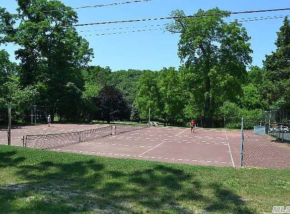 4th image of 2 Willow Way