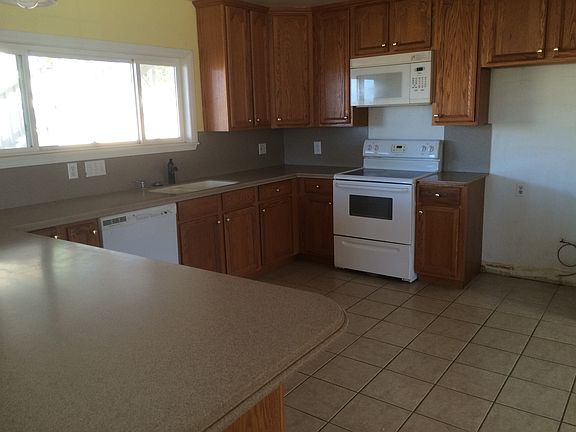 4th image of 31490 Cora Lee Ln