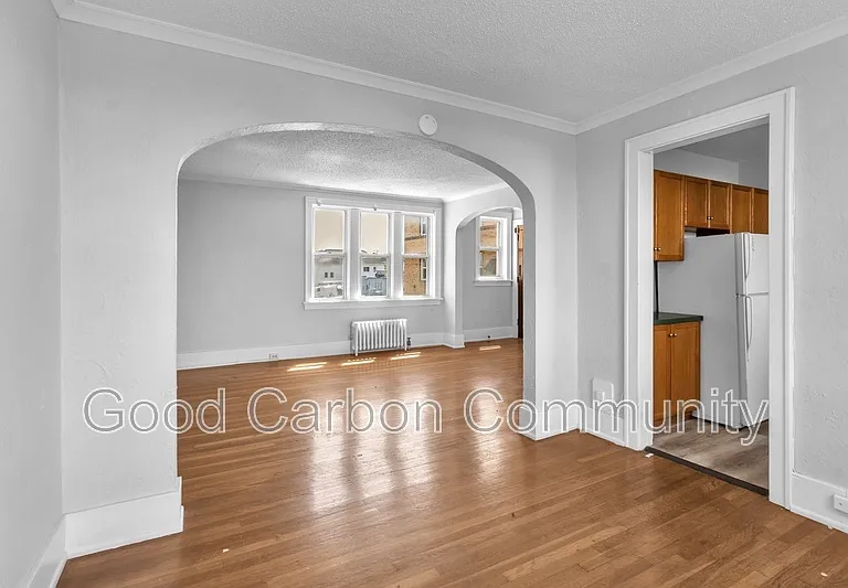 2106 Delaware Ave #10 — Photo 4