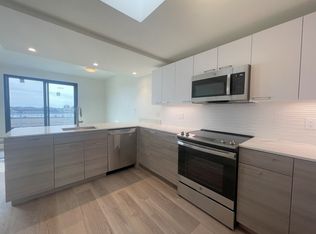 1115 Commonwealth Ave #308, Allston, MA 02134