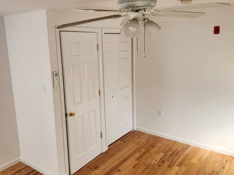 1840 Wharton St #3F — Photo 5