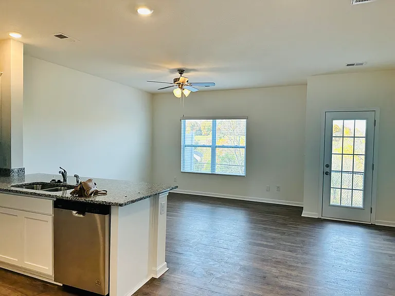 86 Moon Rock Ct — Photo 7
