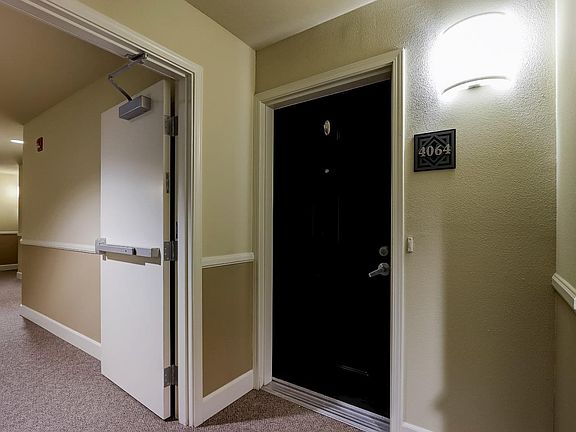 3rd image of 1550 Technology Dr Unit 4064