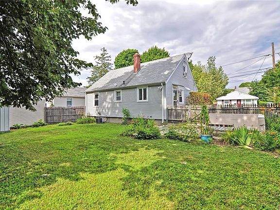 3rd image of 35 Westcott Ave