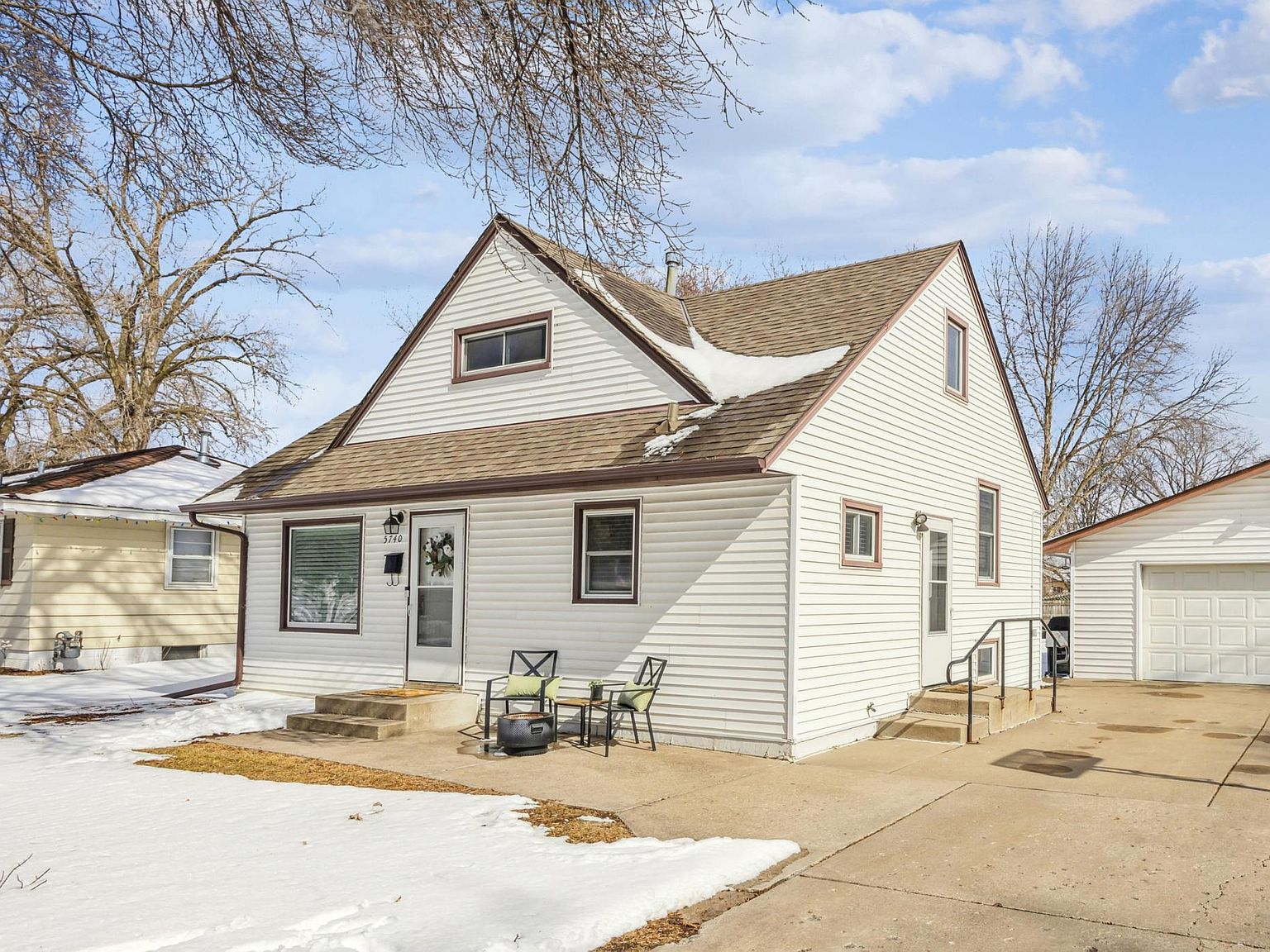 5740 Perry Ave N, Crystal, MN 55429 | Zillow