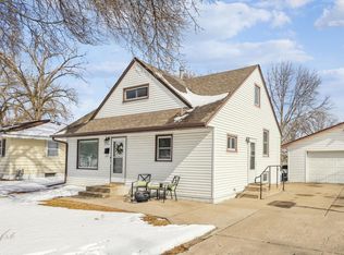 5740 Perry Ave N, Crystal, MN 55429