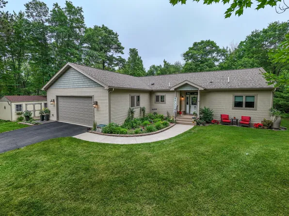 8643 Oak Park Cir, Minocqua, WI 54548