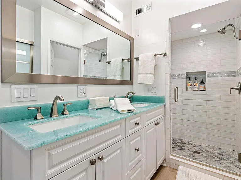 49075 Mariposa Dr — Photo 14