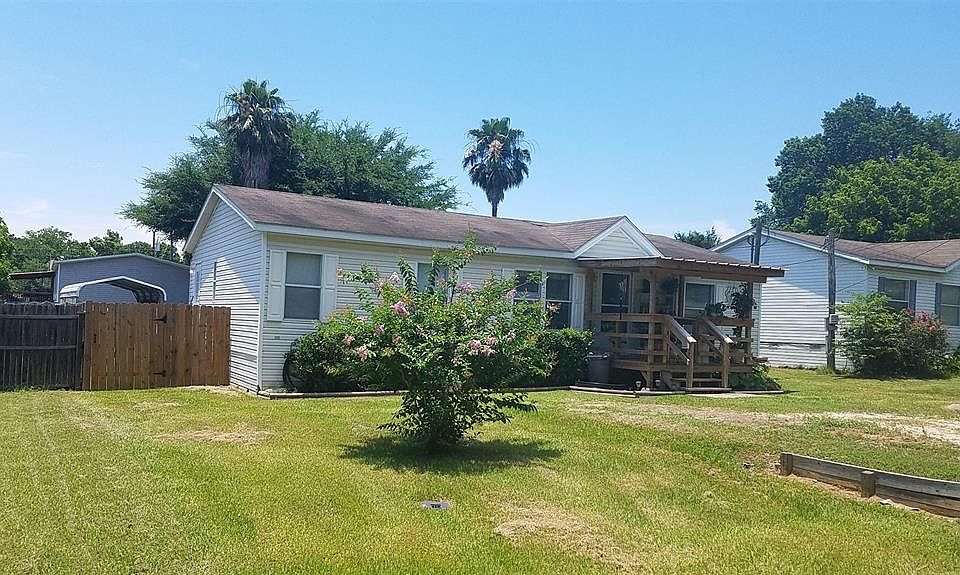 1st image of 15179 Paradise Cove Dr