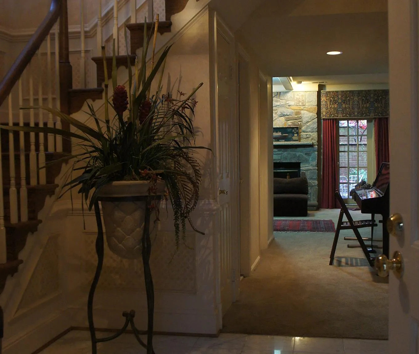 8035 Quarry Ridge Way — Photo 3
