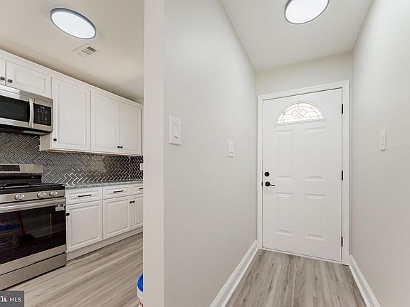 2nd image of 621 Nanticoke Pl