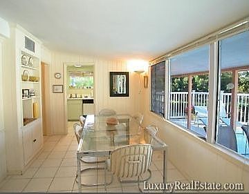 2nd image of 8540 Heron Lagoon Cir Key Fl34242