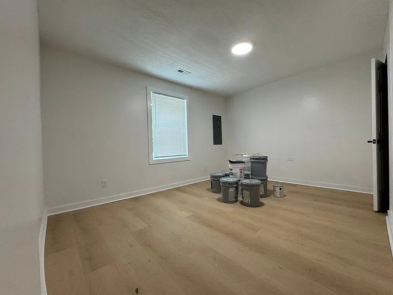 525 Smith St #Z4 — Photo 9