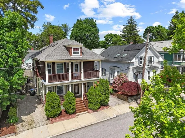 114 6th St, Providence, RI 02906