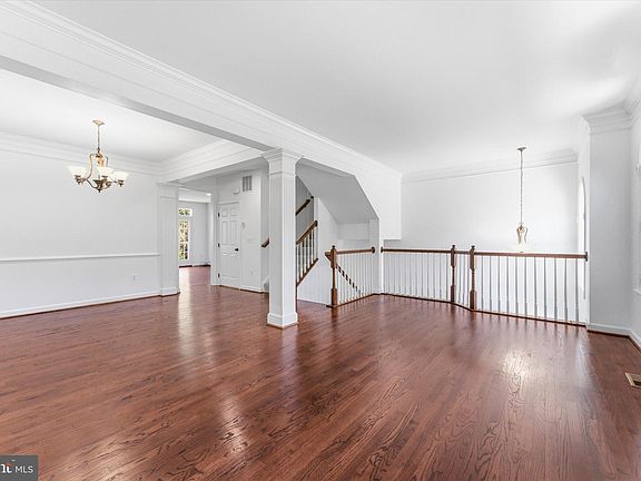 5th image of 25263 Beach Pl