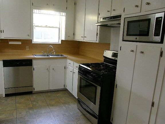 5th image of 1119 Southwood Dr
