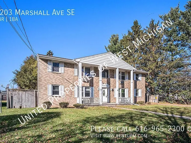 3203 Marshall Ave SE — Photo 16