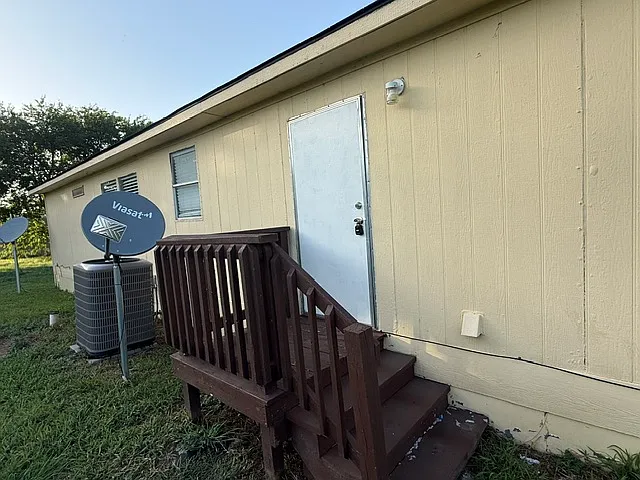 1341 Flying L Ln #16 — Photo 8