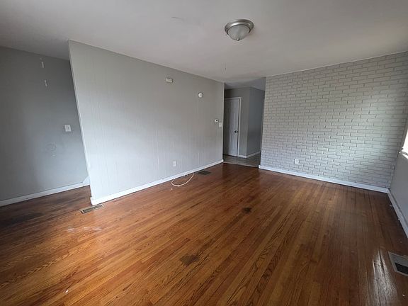 5th image of 33 Weybosset St #1A