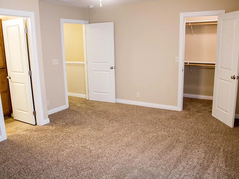 5309 N 10th Ct — Photo 23