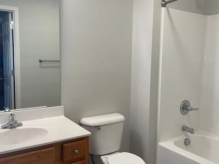 367 Upper Stone Ave #G — Photo 12