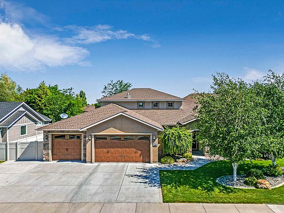 4th image of 2106 Settlers Ln