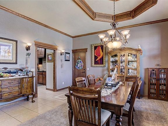 5th image of 16500 Brewster Ln