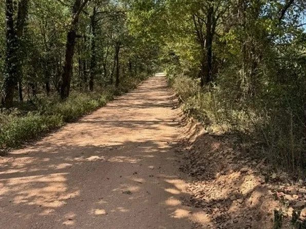 Floyd Moore Rd #C, Gentry, AR 72734