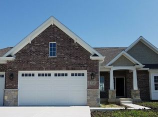 25450 Prairiewood Ln, Shorewood, IL 60404