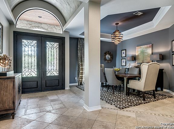 4th image of 128 Canyon Cir
