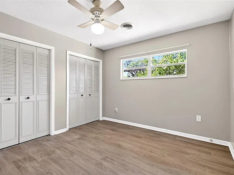 3423 SW 27th St — Photo 12
