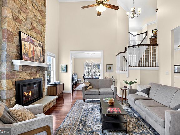 5th image of 7 Alexander Way