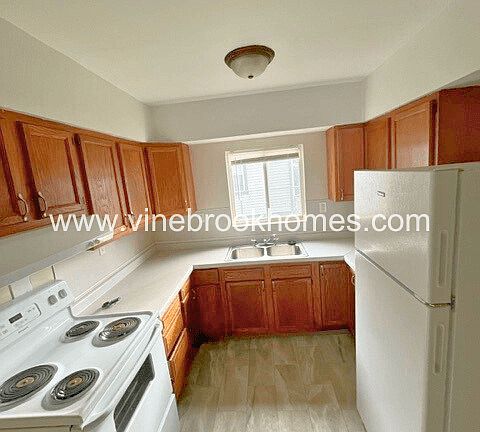 5th image of 3311 Avenue E