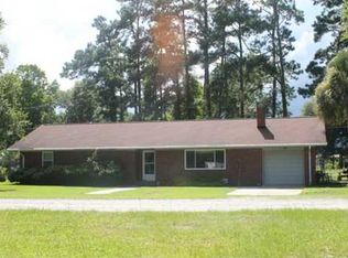 134 Circle Dr, Midway, GA 31320