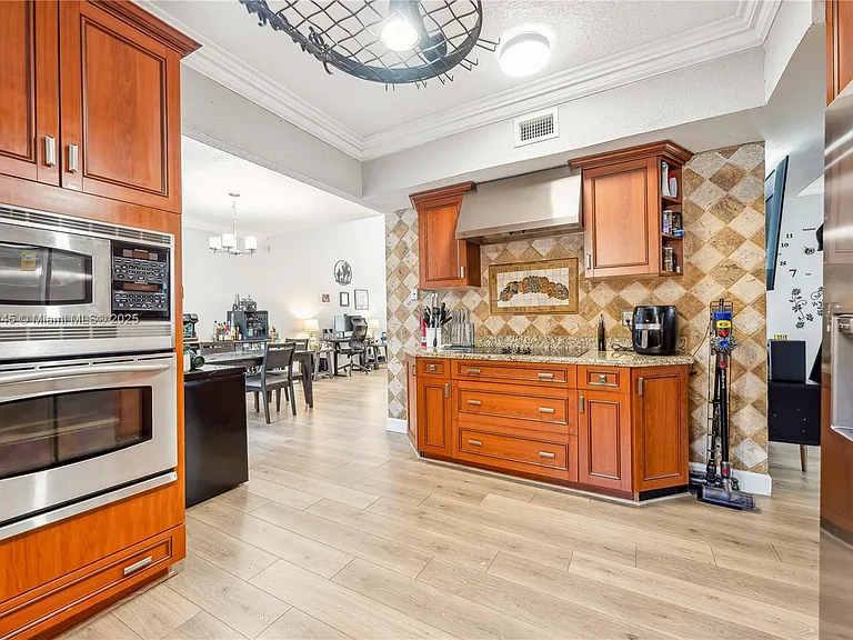5309 SW 133rd Ave — Photo 9