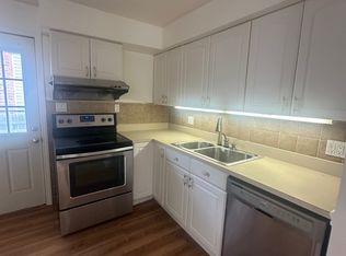 330 Unqua Rd #1, Massapequa, NY 11758