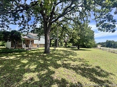 3rd image of 7604 Clearcreek Rd
