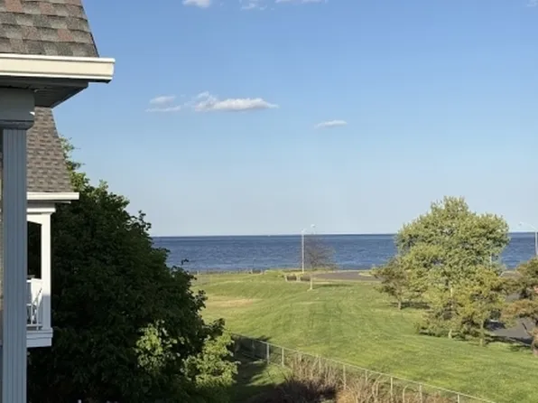 68 S Shore Dr, South Amboy City, NJ 08879