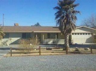 11407 Chimayo Rd, Apple Valley, CA 92308