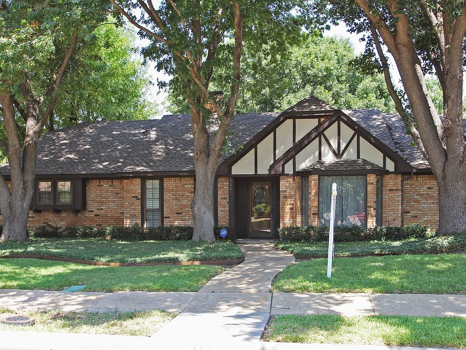 1st image of 313 Faircrest Dr