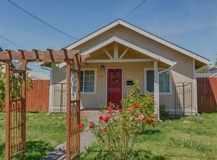 1105 S 5th Ave, Kelso, WA